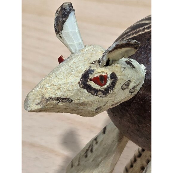 Hand Carved Gourd Wood Armadillo Hanging Ornament Maraca Shelf Decor Bora - Picture 7 of 8